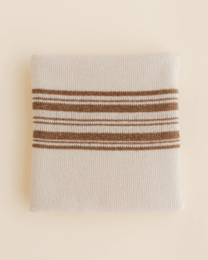 Deken Gilbert - Walnut