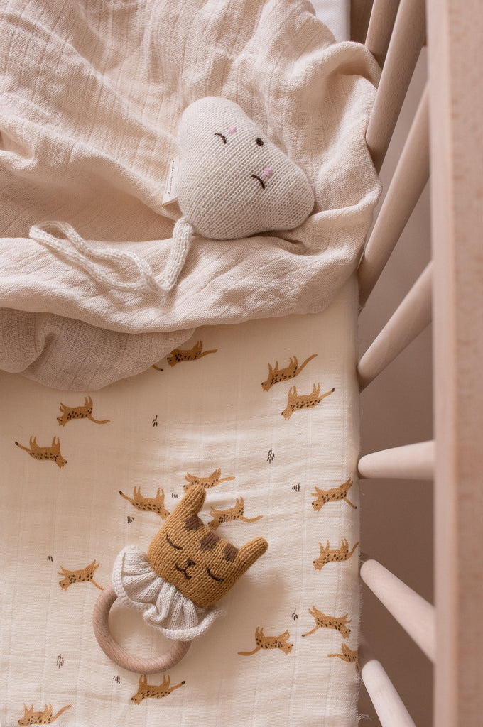 Main Sauvage - Houten rammelaar - Tiger