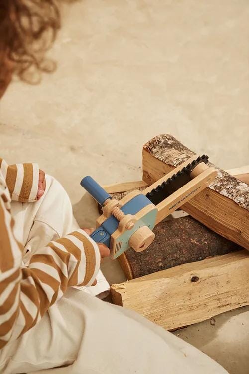 Wooden chainsaw - Kid's Concept
