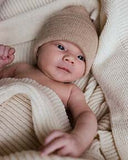 beanie fonzie - newborn - sand - hvid